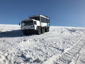 Truck that drove us onto the glacier
